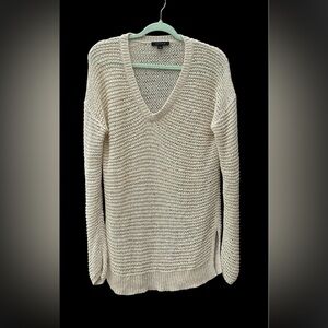 Ann Taylor Soft Cream V-Neck Loose Knit Sweater-Long line - Coastal